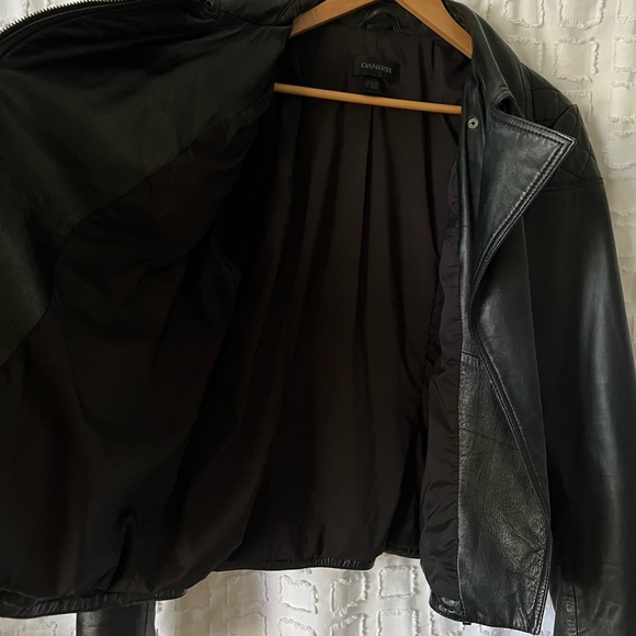 Danier Leather Jacket - Picture 9 of 9